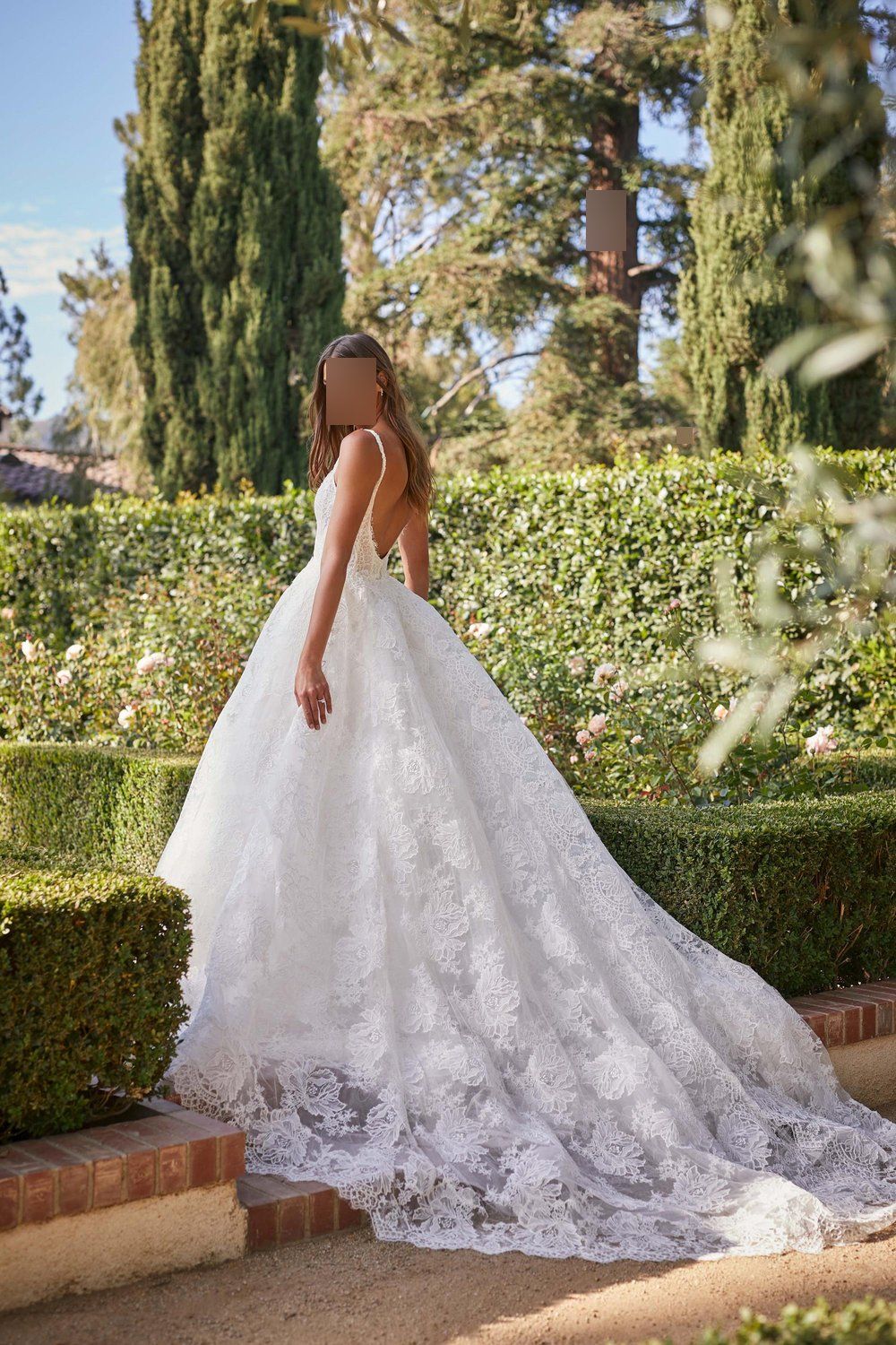Monique Lhuillier Magnificent 11
