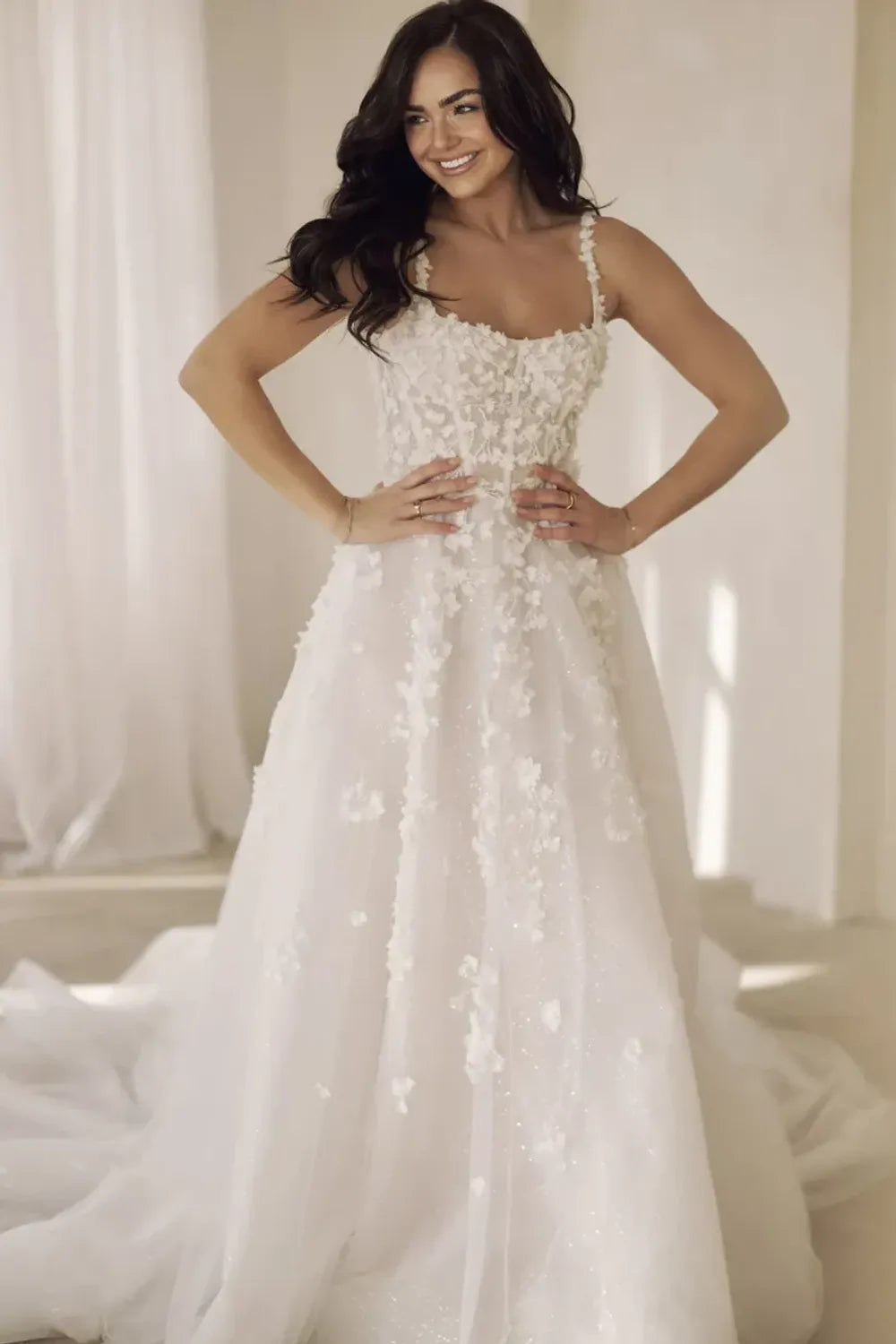 Martina Liana 1718 0