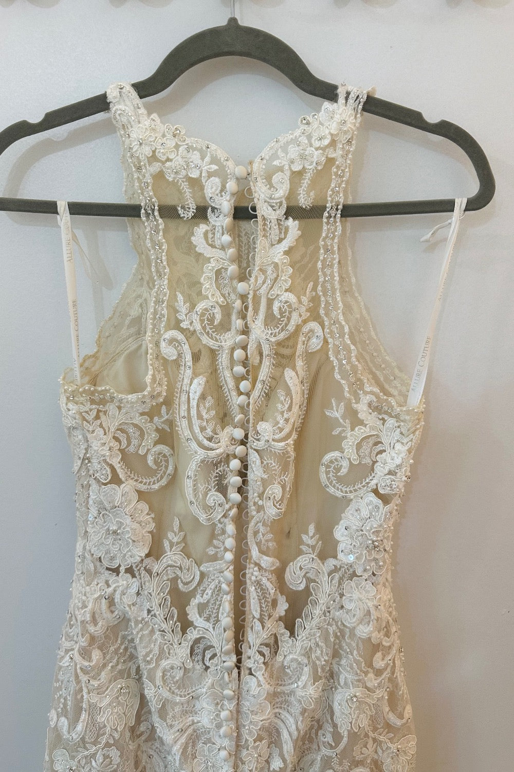 Bella Rose-Vintage Ivory Beaded Wedding Dress-3