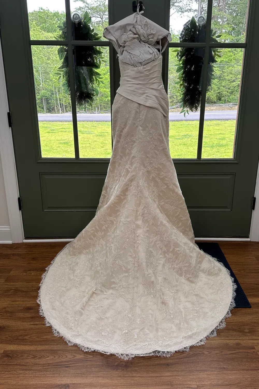 Anne Barge HGT Fit and Flare Ivory Lace with Veil 3