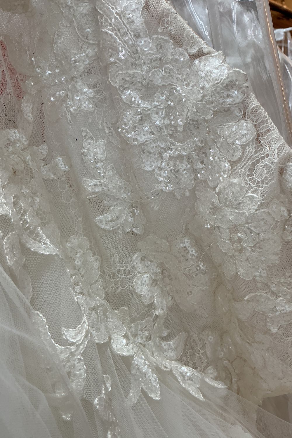 P BY PNINA TORNAI 2118XS 7