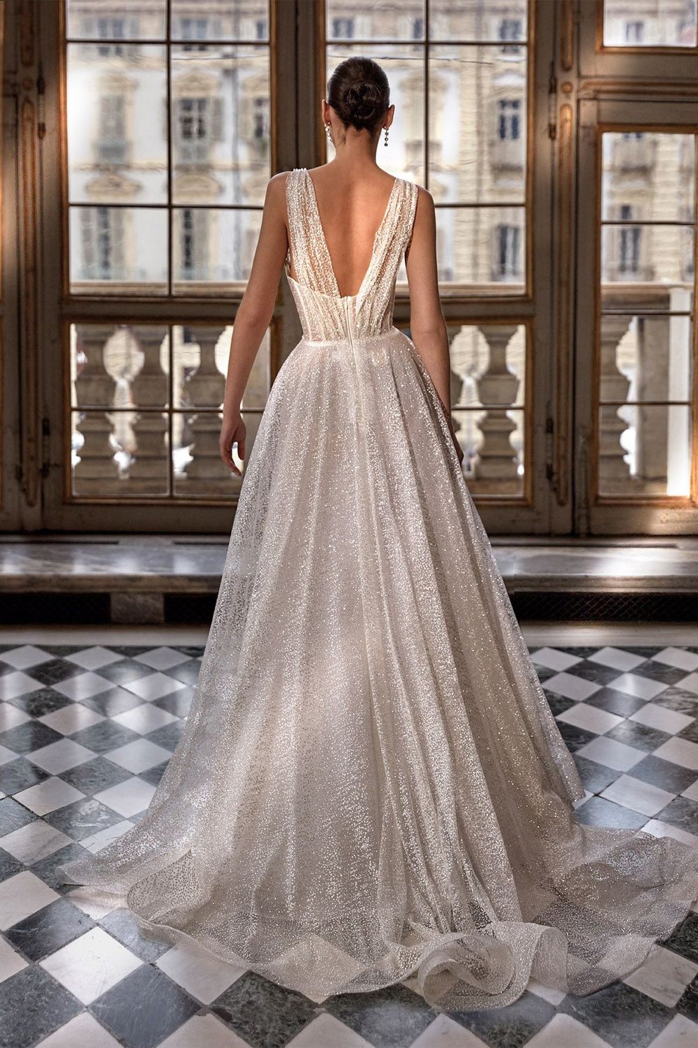 Pronovias DOLOMITE-LINE 1