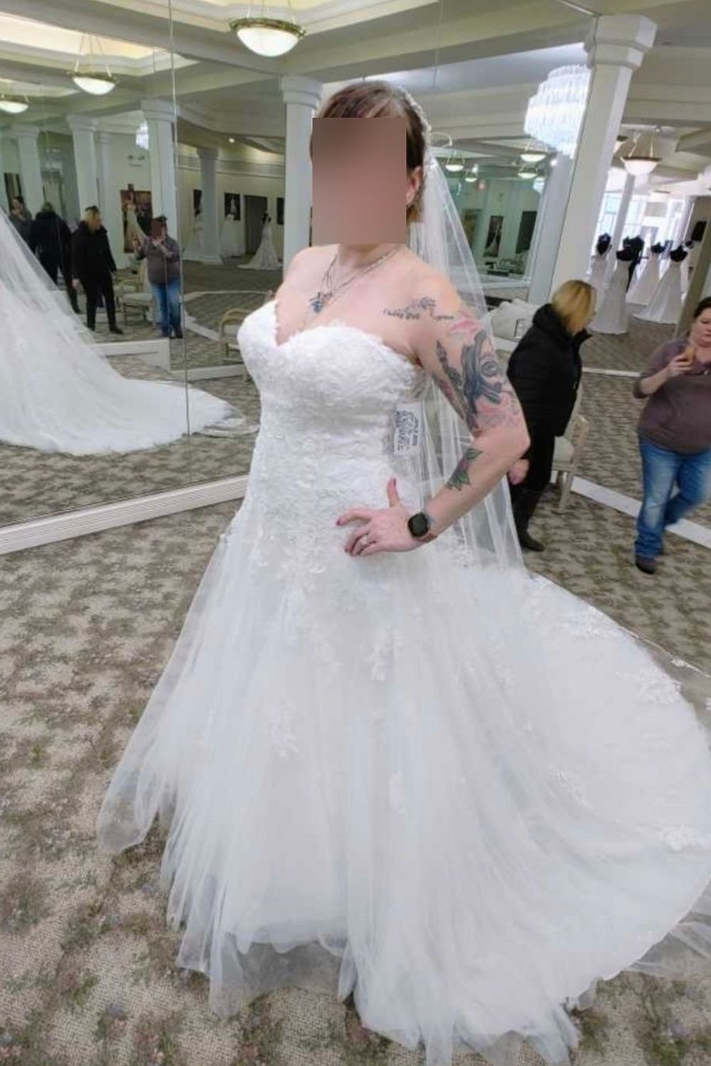 Martin Thornburg Grace with Veil  4