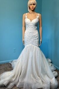 Isabella Talya-Isabella Talya Mermaid Wedding Dress  size 6-0