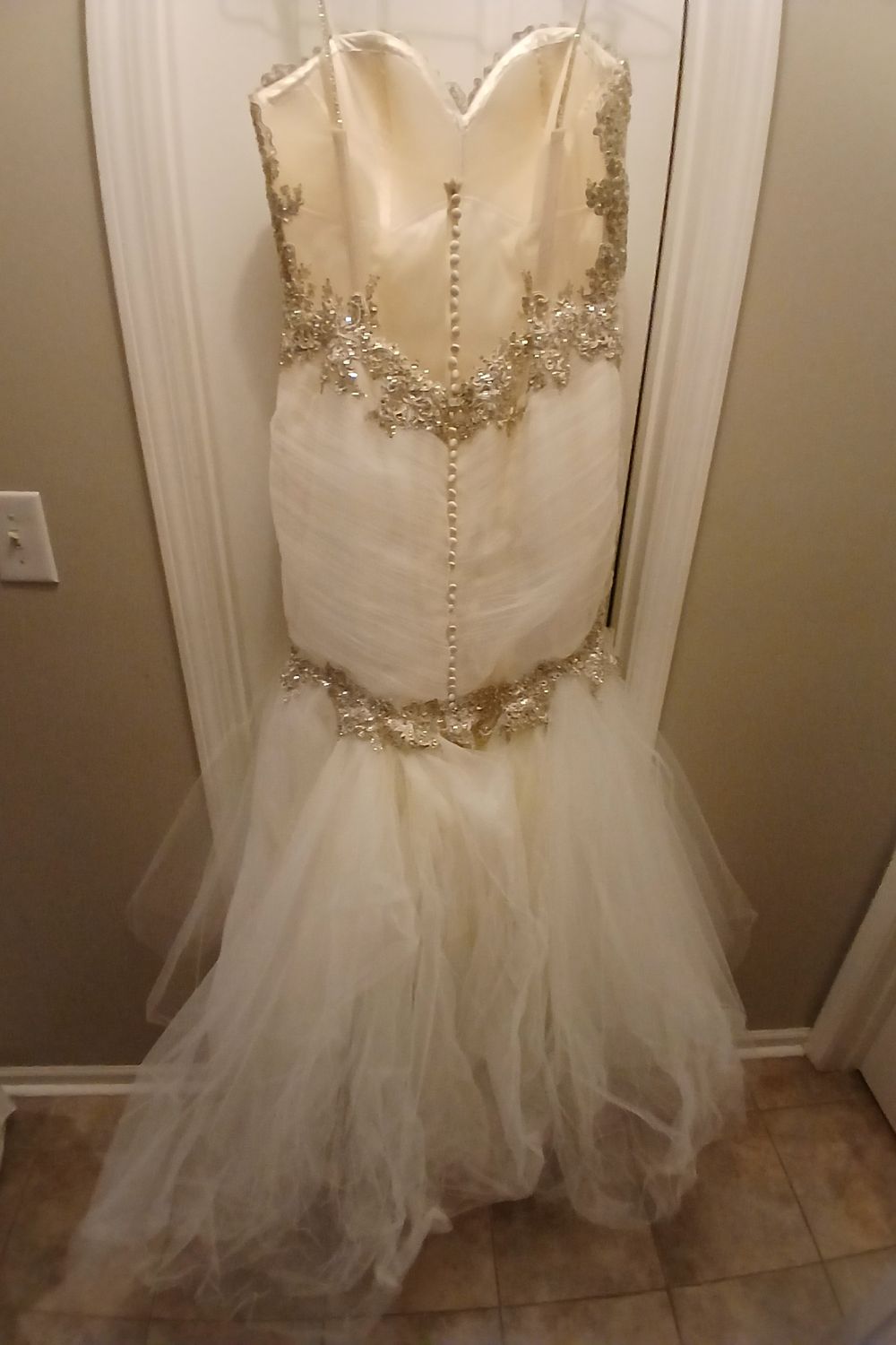 Pnina Tornai .. 7