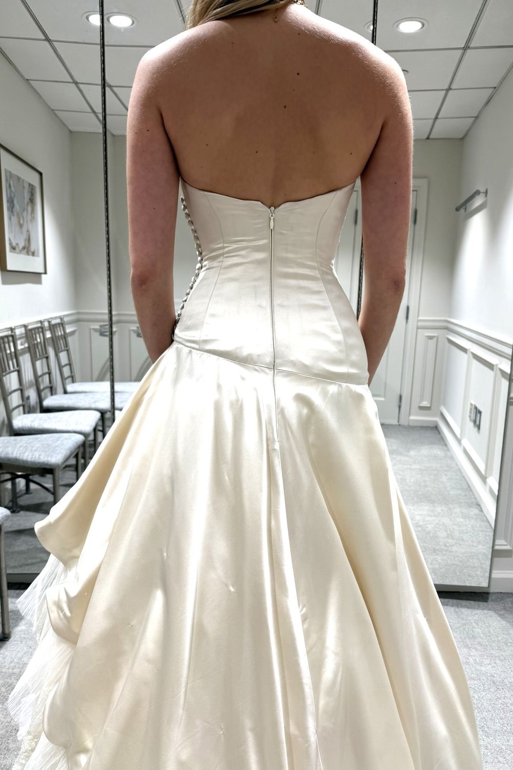 Amsale M567 with Veil 11