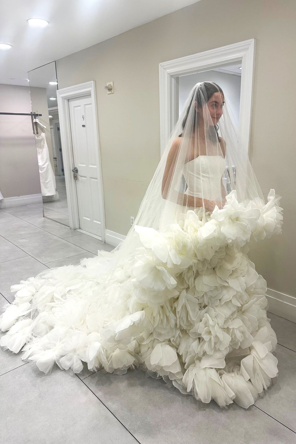 Nicole and Felicia NF047 with Veil 10