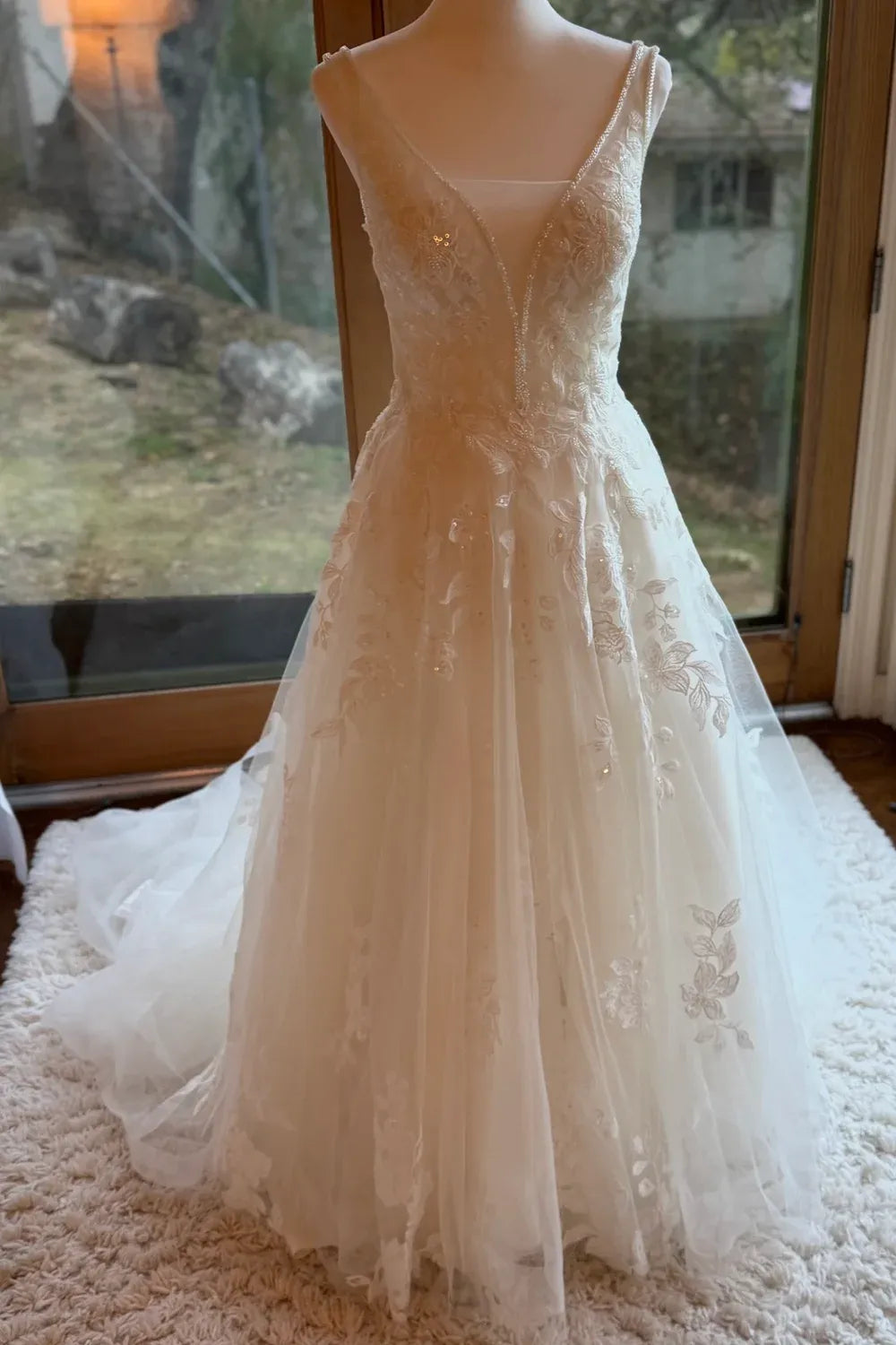 Never Worn Galina Signature SWG988 with Veil Wedding Dress