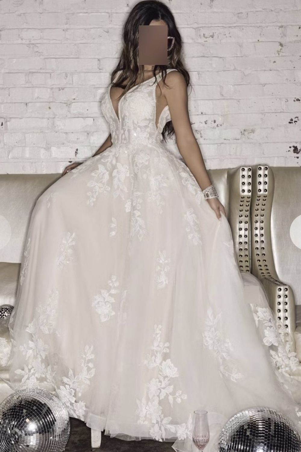 Never Worn Galina Signature SWG988 with Veil Wedding Dress Never Worn Galina Signature SWG988 with Veil Wedding Dress