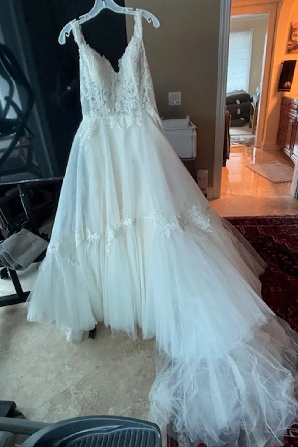Lazaro Jade 0