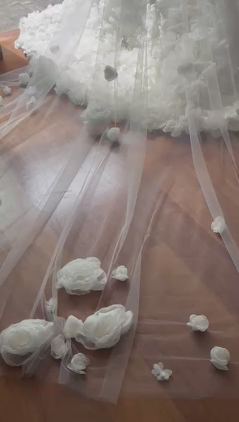 HIGHLOW WITH FLOWERS