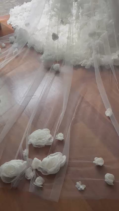 HIGHLOW WITH FLOWERS