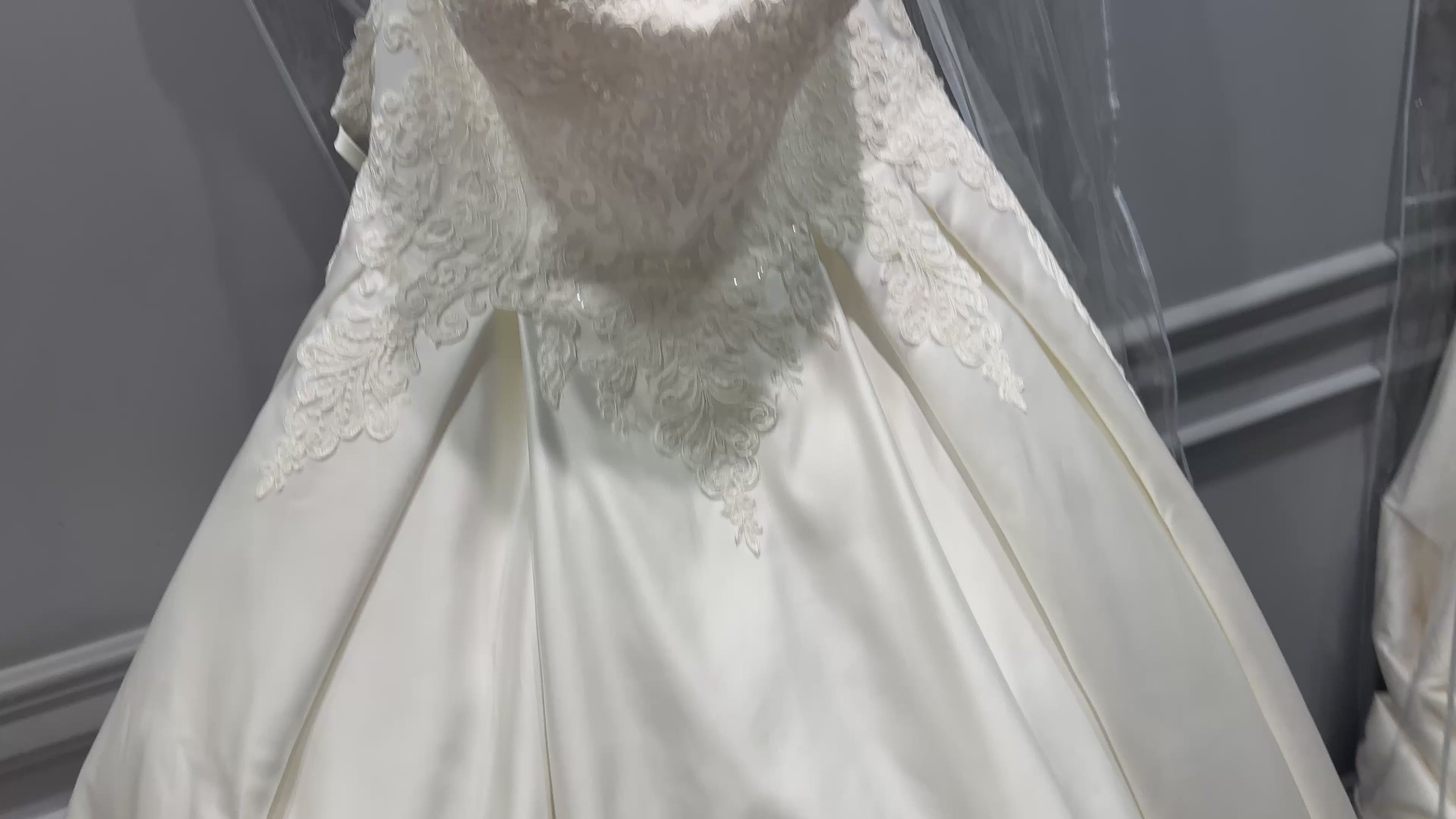 Kleinfield Exclusive