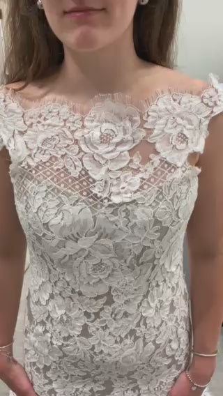 Gabrielle with Veil