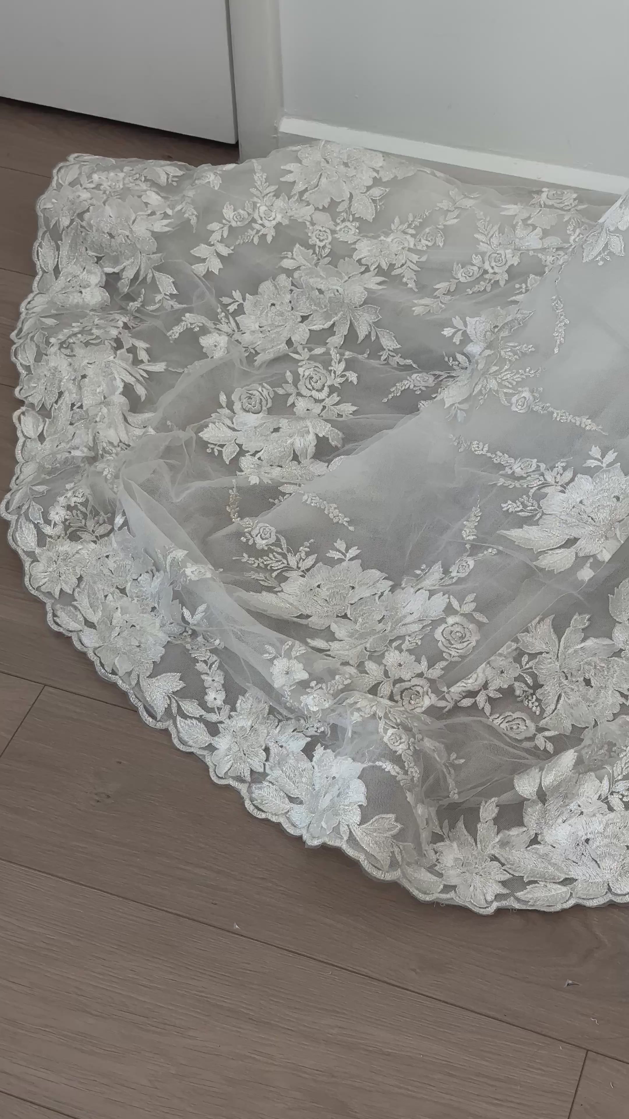 Wish WITH VEIL AND SLEEVES 