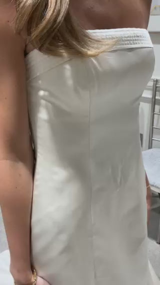 Trumpet Dress with Veil and Gloves