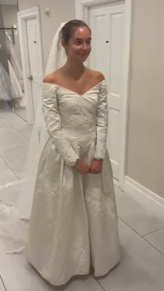 Diamond Collection Vintage Dress