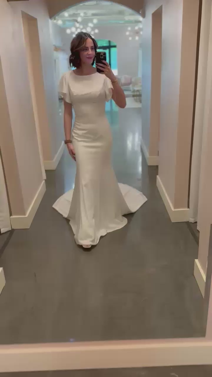 Ellie - Size 4 & Size 8 Available