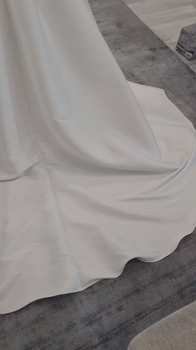 Mya Mini With Removable Overskirt